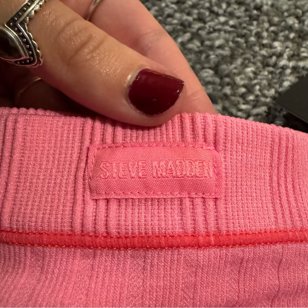 NWT βοΈ Steve Madden Thongs - Picture 6 of 8